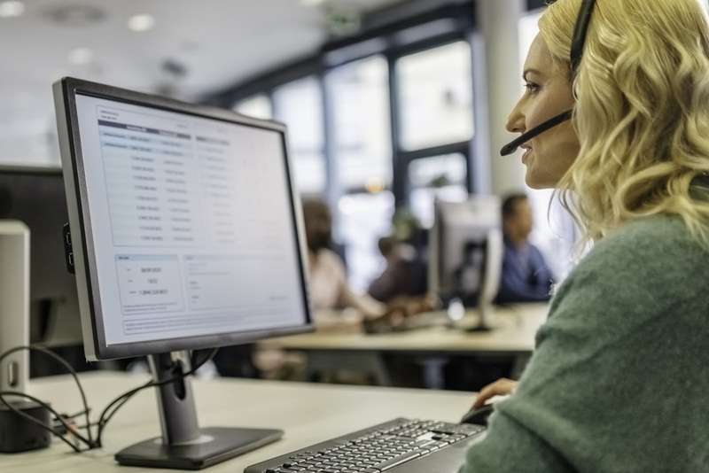 Como realizar o monitoramento de chamadas na sua empresa
